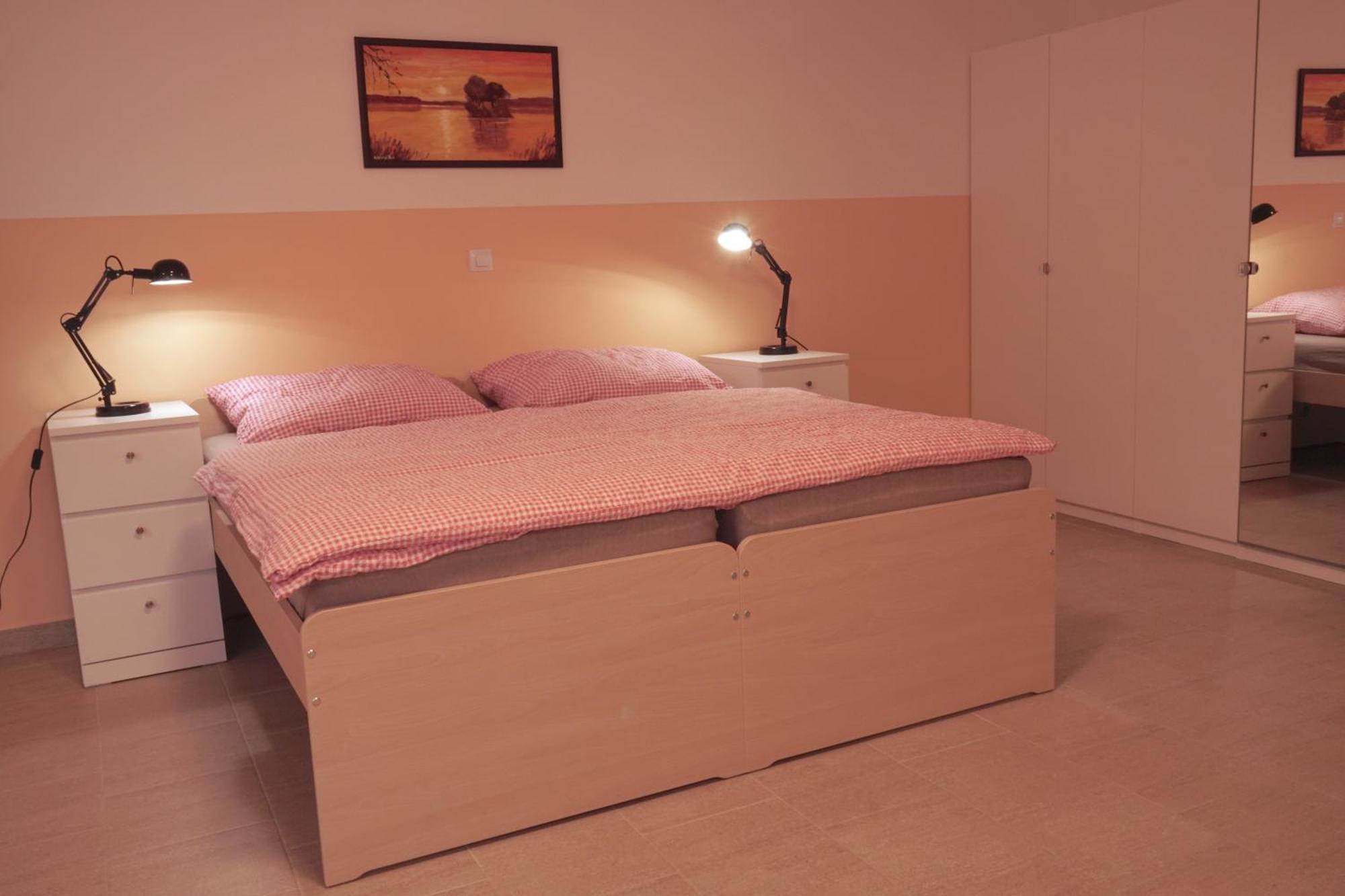 Penzion V Podzamci Třeboň Exteriör bild